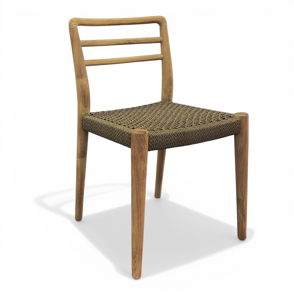 CHAISE MONTRÉAL
