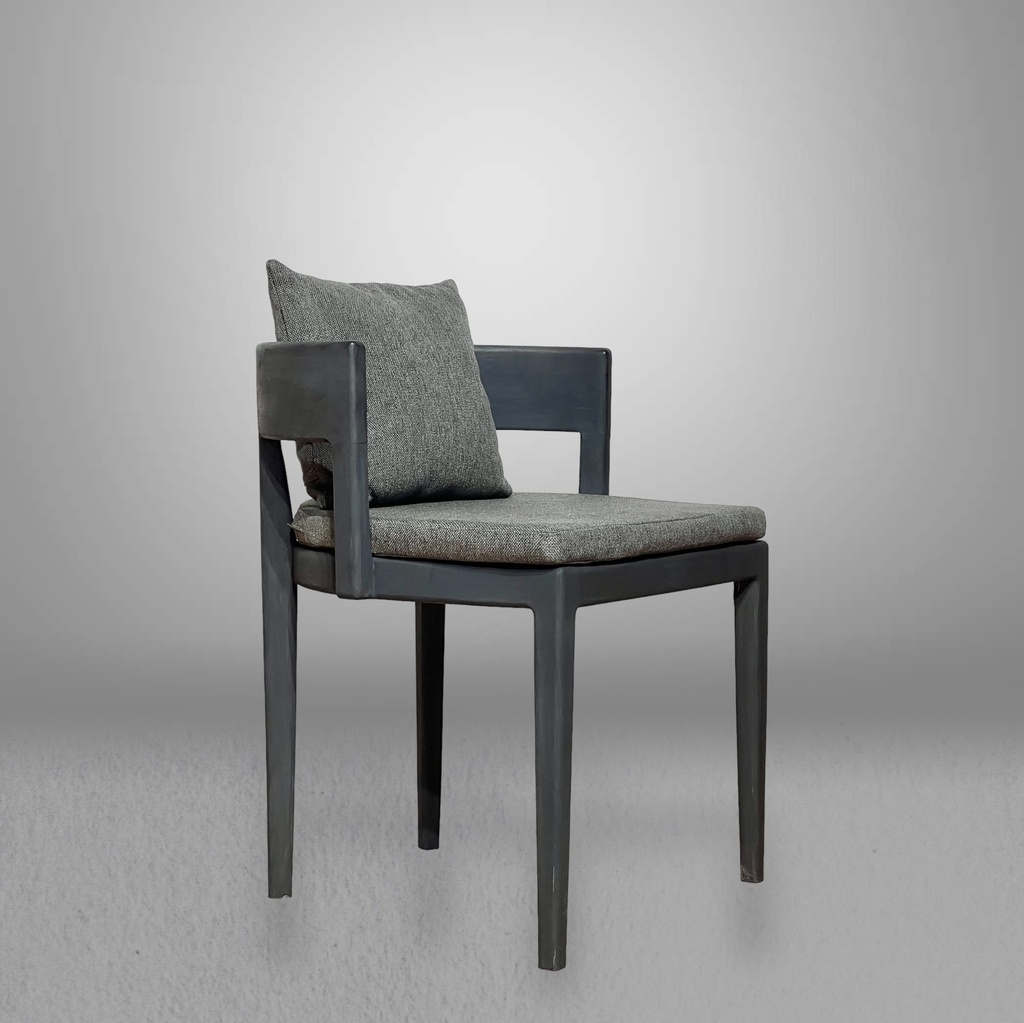 ARMCHAIR MOON BLACK