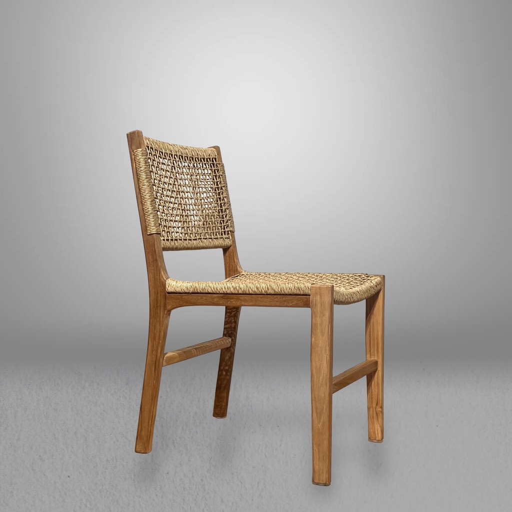 Chair Victoria